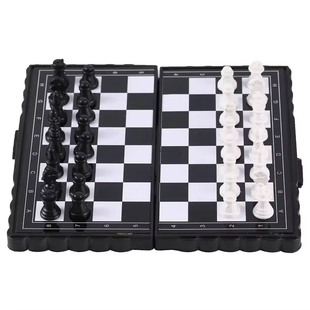 Kids Outdoor Activity Toys - 1Pc Mini Magnetic Chess Set Folding