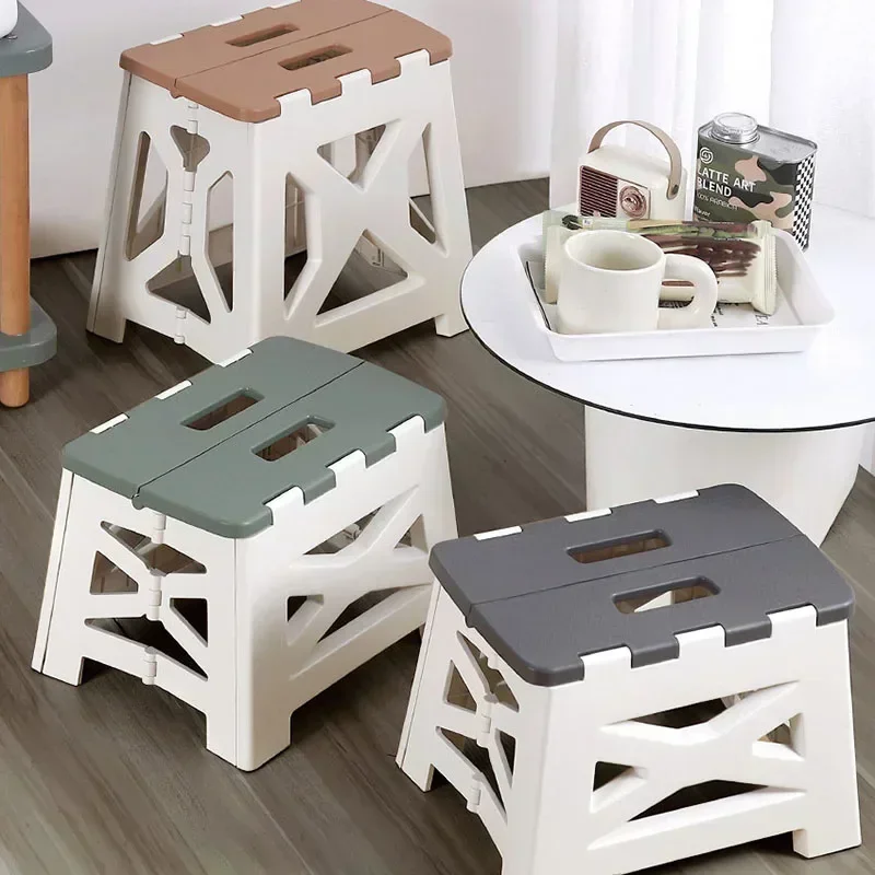 Portable Plastic Folding Stool - Kids Outdoor Seating reseña y precio