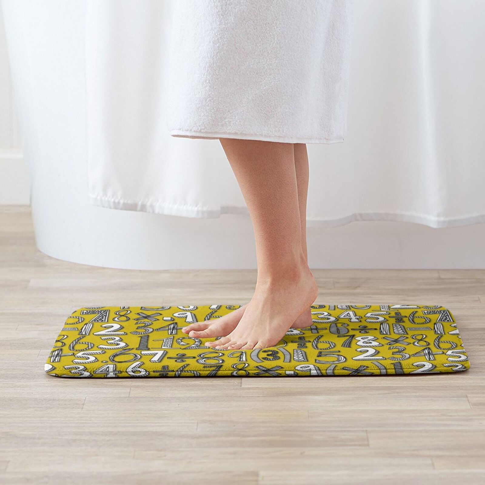 Math Doodle Yellow Carpet Mat  - Kids Outdoor Floor Cushions reseña y precio